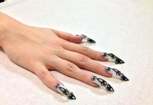 3D-печатные накладные ногти от Laser Girls