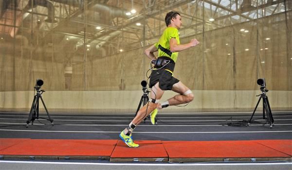 New Balance uses 3D printing to make custom spiked running shoes