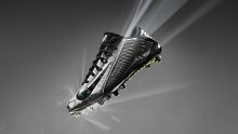 Компания Nike выпускает новые распечатанные на 3D-принтере бутсы