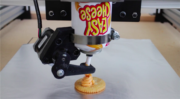Mechanical engineer creates ingenious Easy Cheese 3D Printer