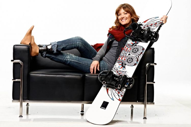 Female athlete in 3D printed dress were dancing with robot at opening of Paralympic Games